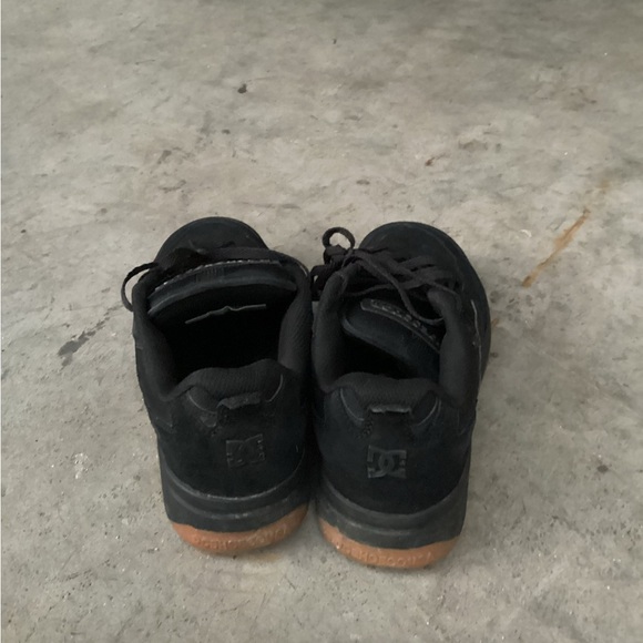 DC Men's Women’s Black Sneakers Size 9.5 - Picture 3 of 5